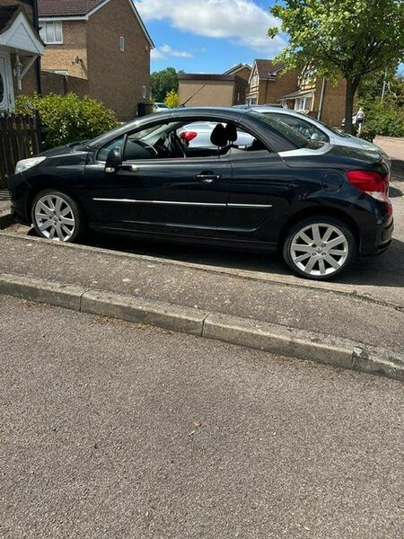 PEUGEOT 207 CC 1.6 VTi GT