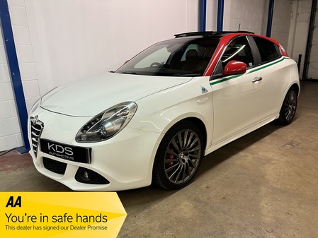 ALFA ROMEO GIULIETTA 1750 TBI CLOVERLEAF 235BHP Panoramic Sunroof,ULEZ Compliant.